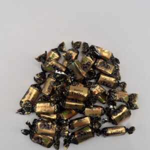 Minoo Candy Toffee Date Syrup 26.4 Lb