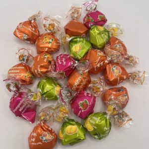 Minoo-Candy Pompador 26.4 Lb